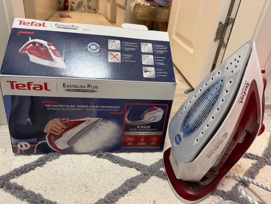 Ютия  Tefal Easygliss plus
