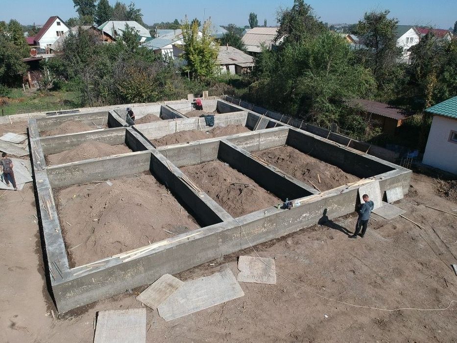 Заливка бетон заливаем фундамент монолит ригел