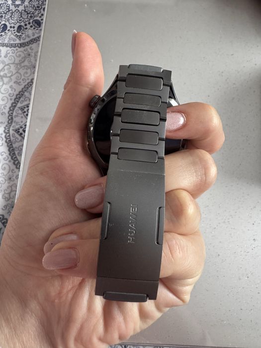 Huawei watch 4 pro space edition