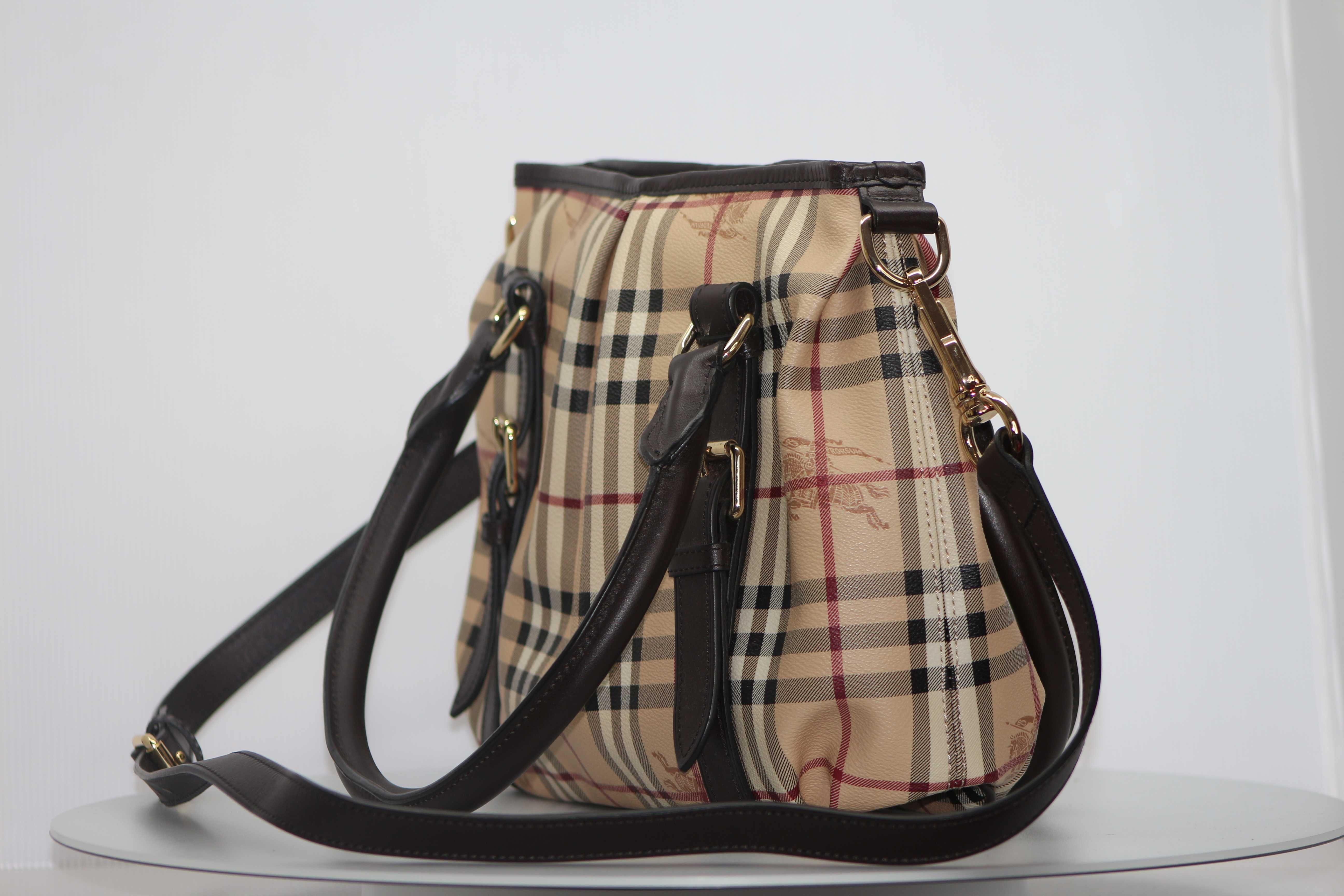 Geanta Burberry Haymarket Check Tote with strap