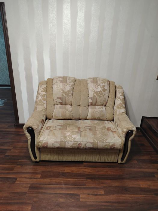 Продам диван раскладной