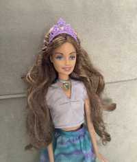 Papusa Barbie Mattel Queen Erika de colectie