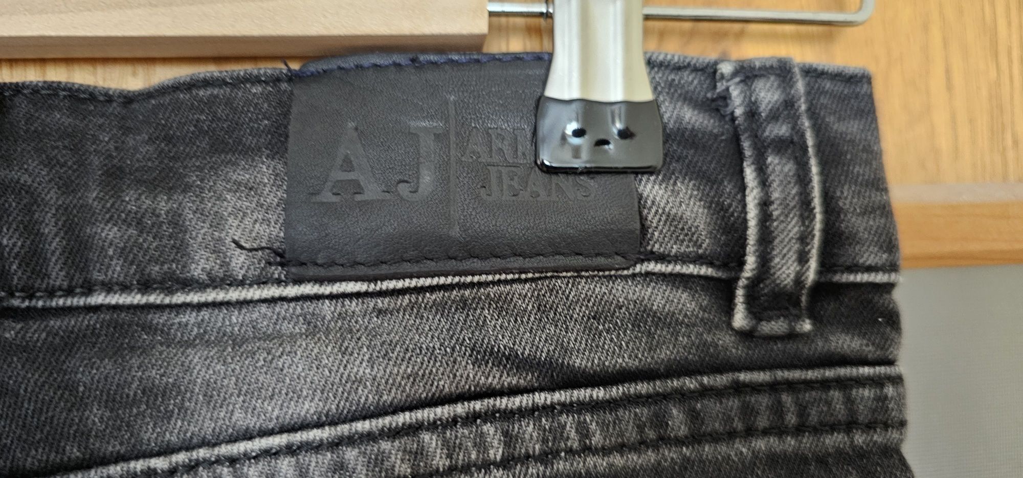 Дънки Emporio Armani