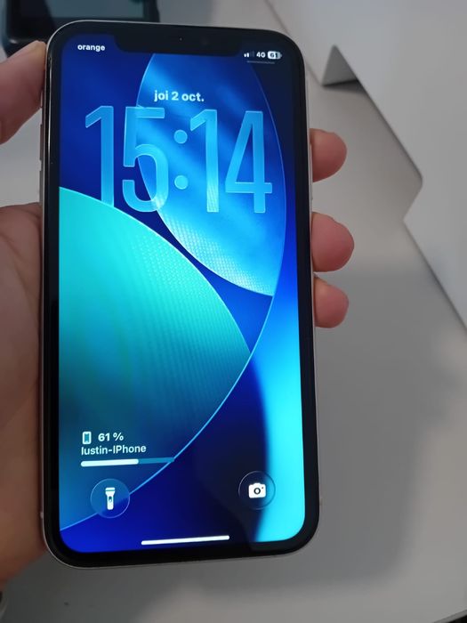 Vând / Schimb iphone 11