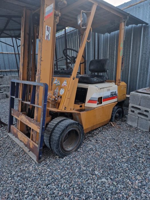 Погрузчик komatsu fg14l