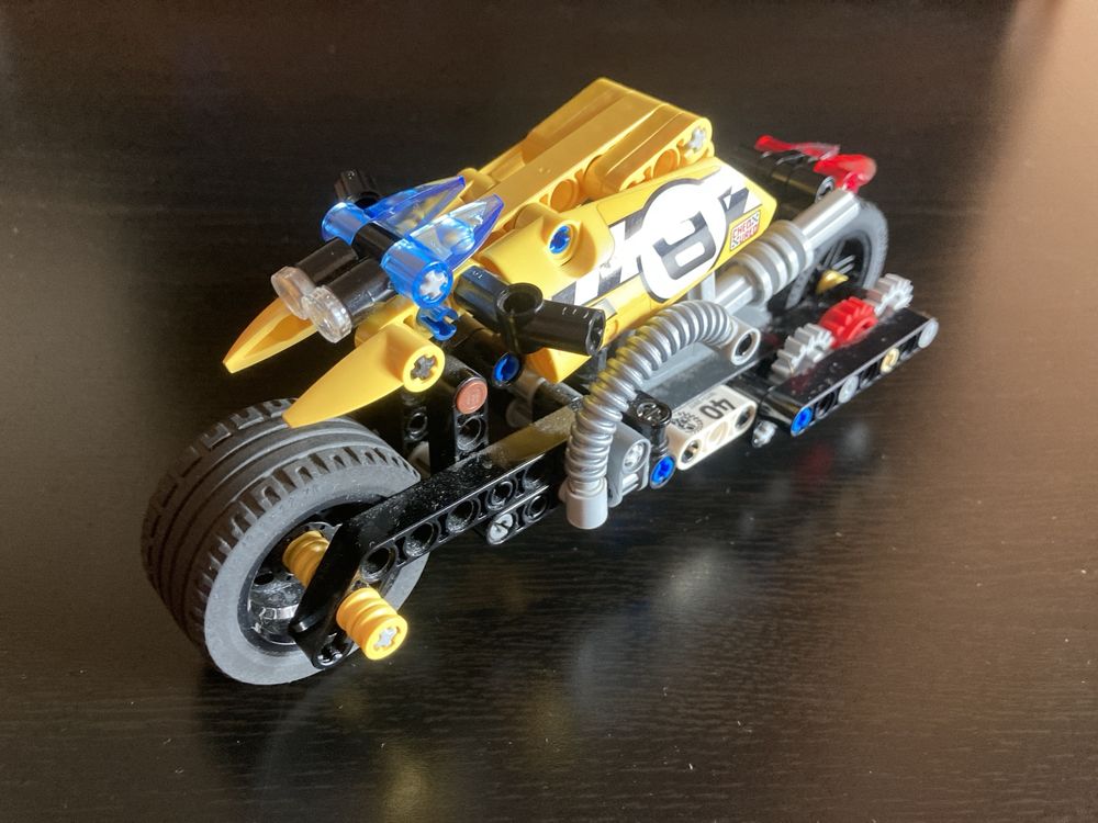 Lego technic мотор
