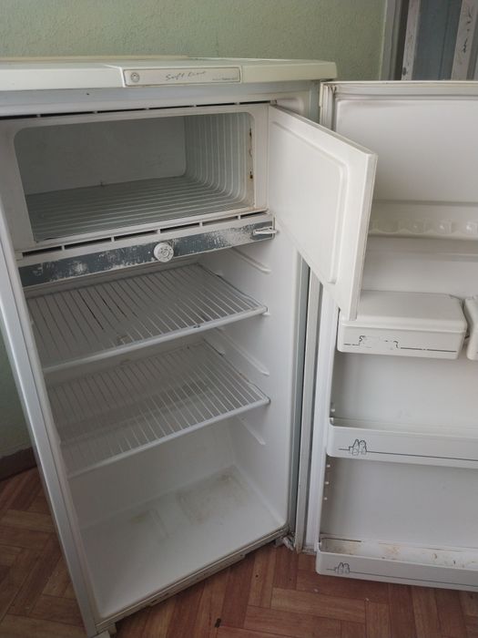 Продам холодильник бирюса,  рабочий , в хорошем  состоянии