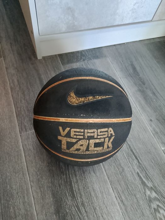 Баскетбольный мяч Nike Versa Tech
