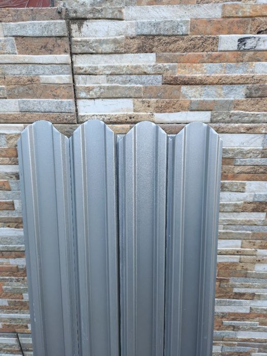 Vând sipca metalica