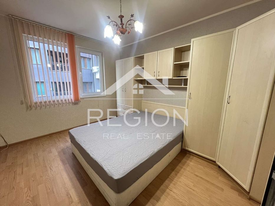 Дава се под наем Тристаен апартамент в Варна, Цветен квартал - 75 кв.м за 612 € - Снимка #5