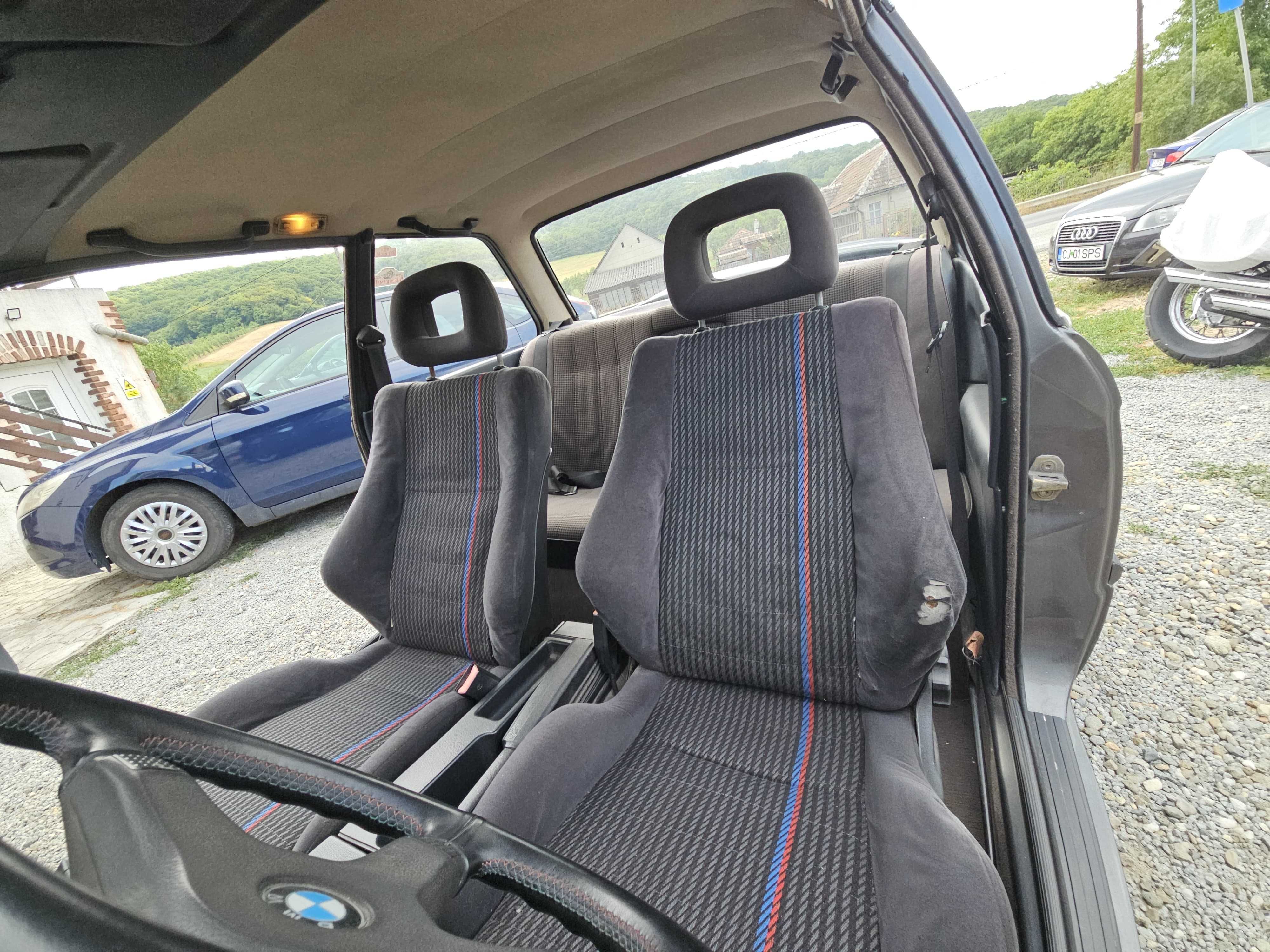 BMW Seria 3 - 320i - E30 Coupe - Vehicul istoric