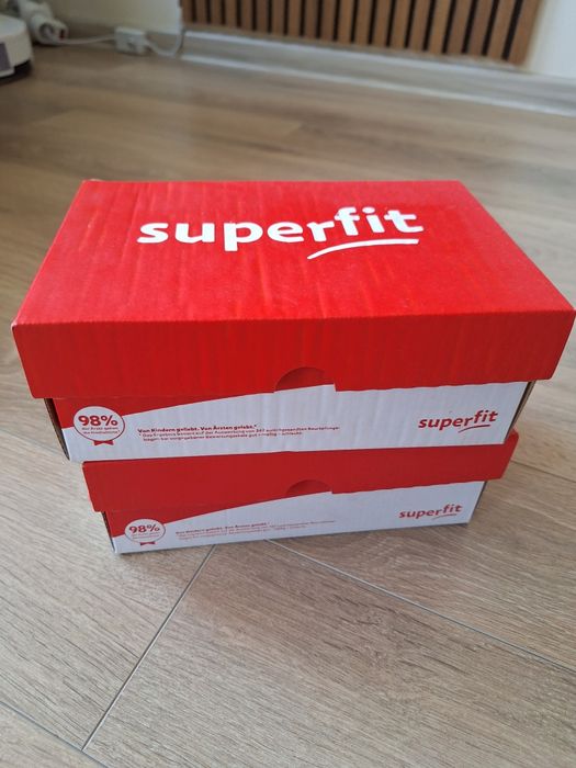 Superfit оригинални пантофи 26 и 27 номер