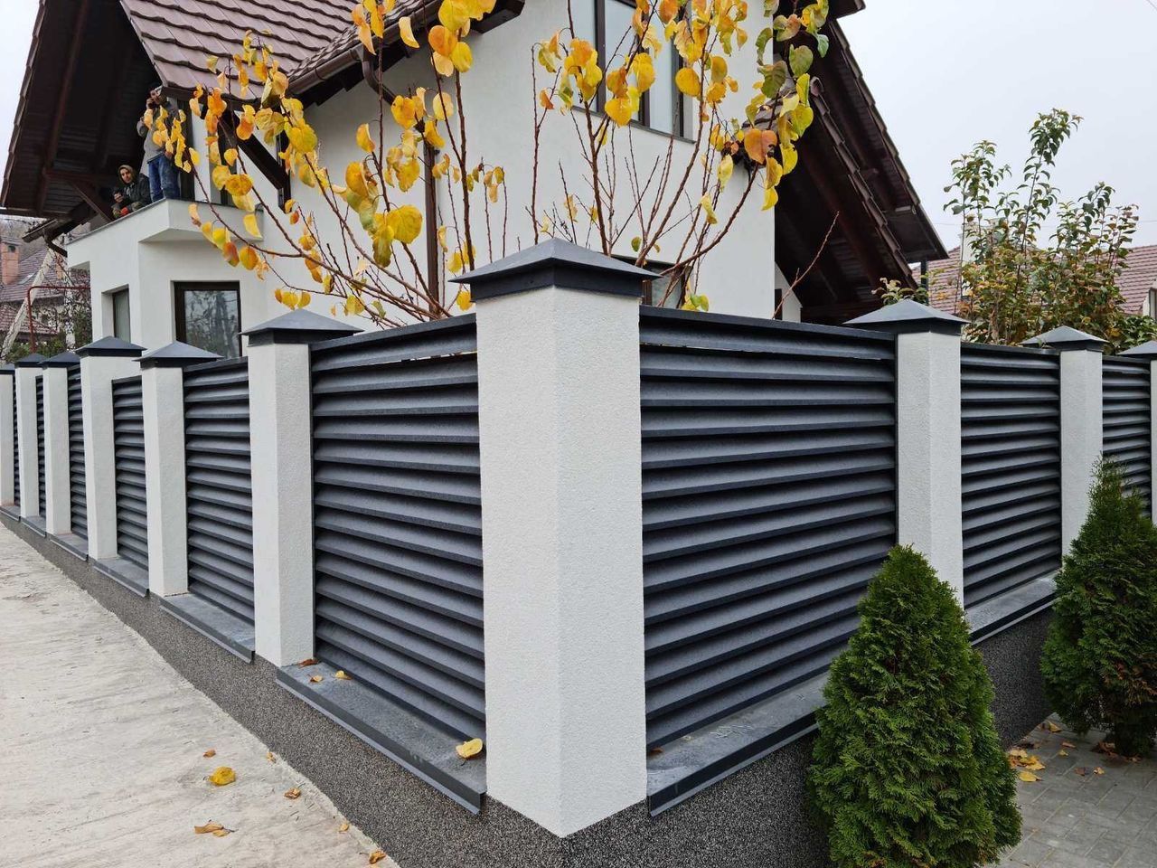 Construiesc garduri ori ce tip bca plasă jaluzea