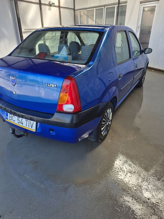 Vand Logan în stare foarte bună