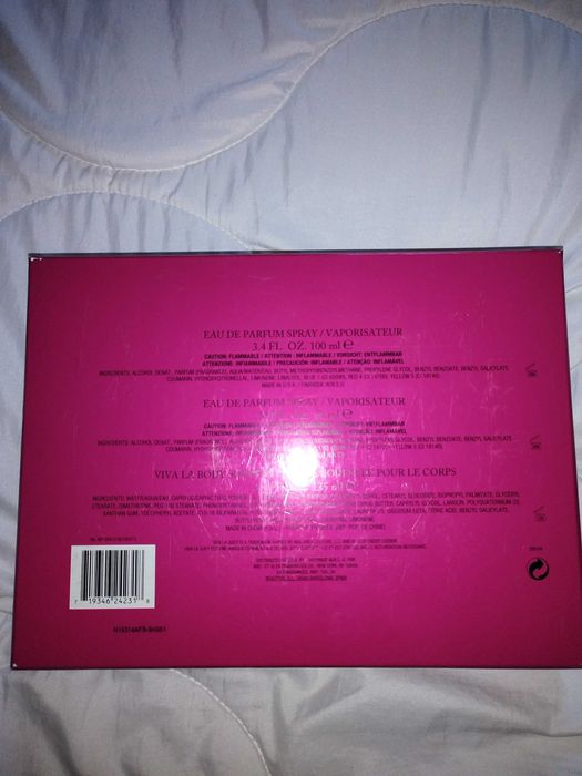 Cutie depozitare, capac catifea, fucsia. Juicy Couture. Folosit o data