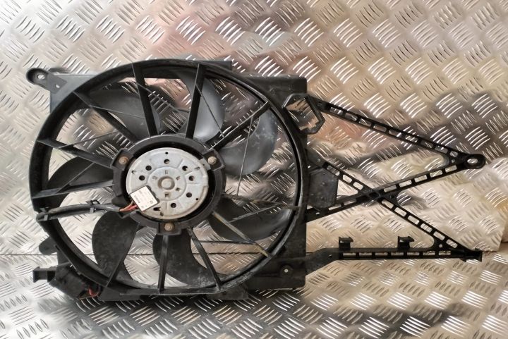 Electroventilator racire 1.7 DTI  24431828 0130303246 Opel Zafira A s