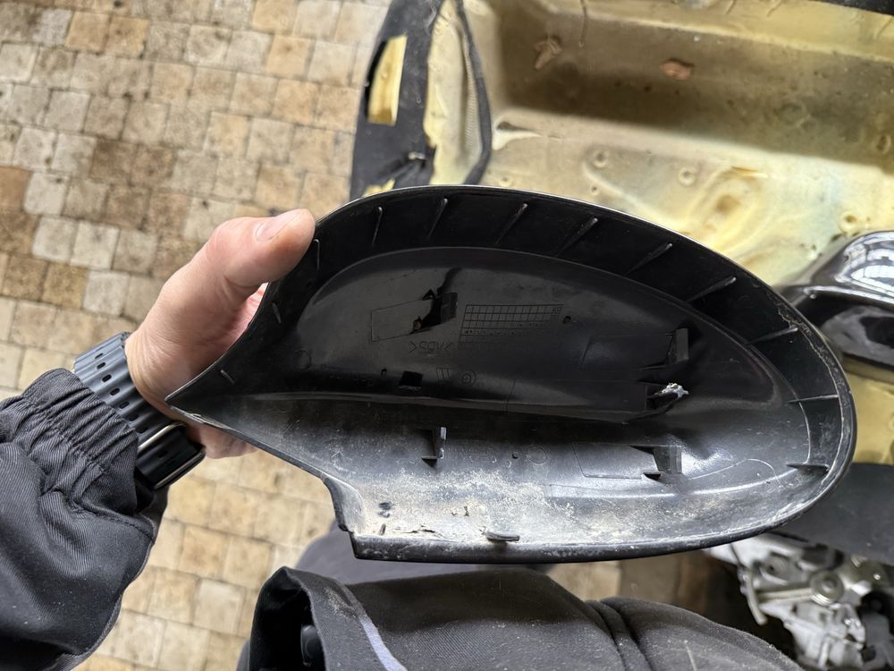 Части за BMW E90