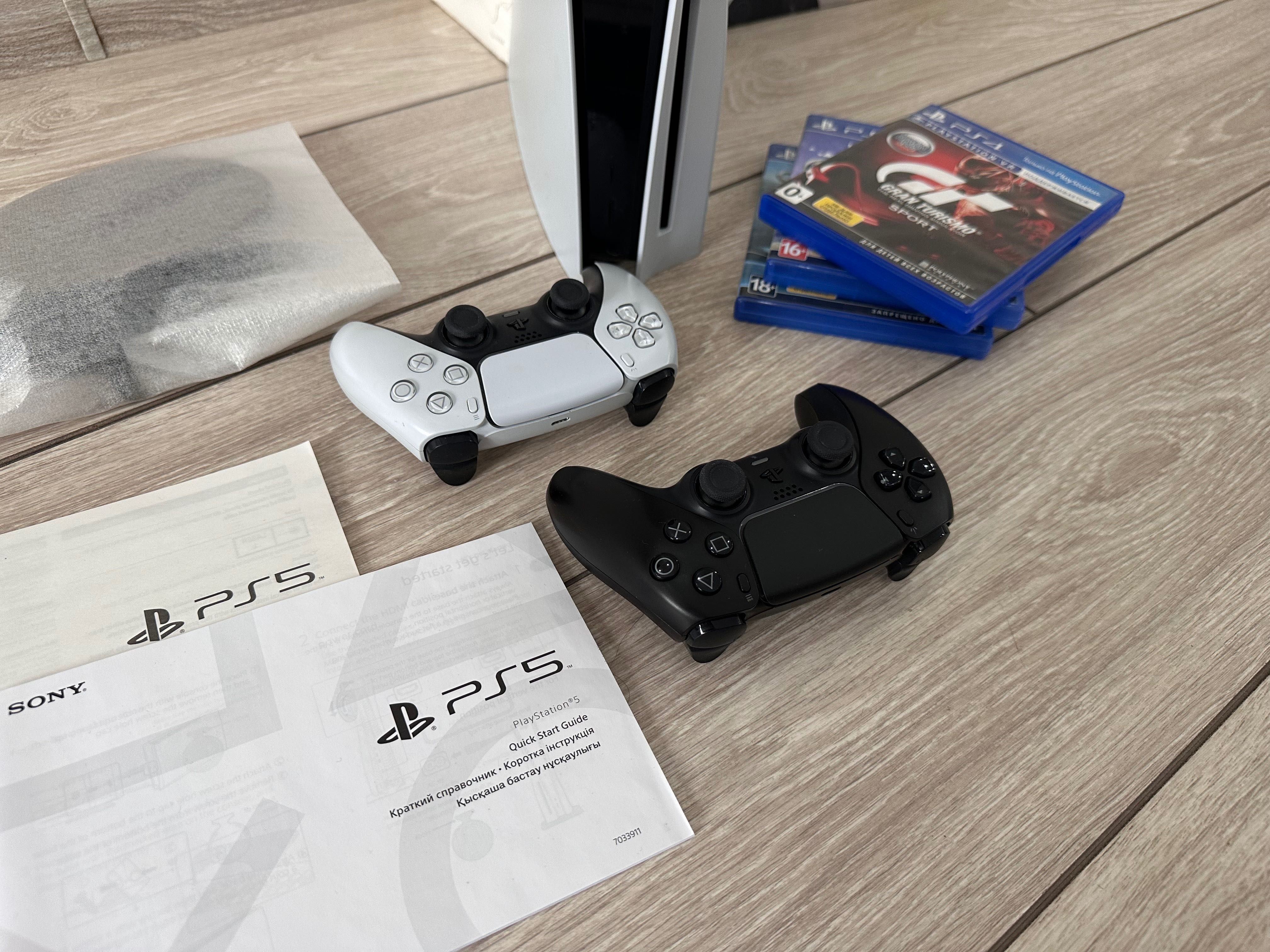 Sony Ps5 + 2 джойстика ! Playstation в новом состоянии  !