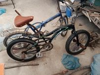 2 ta velosiped sotiladi .