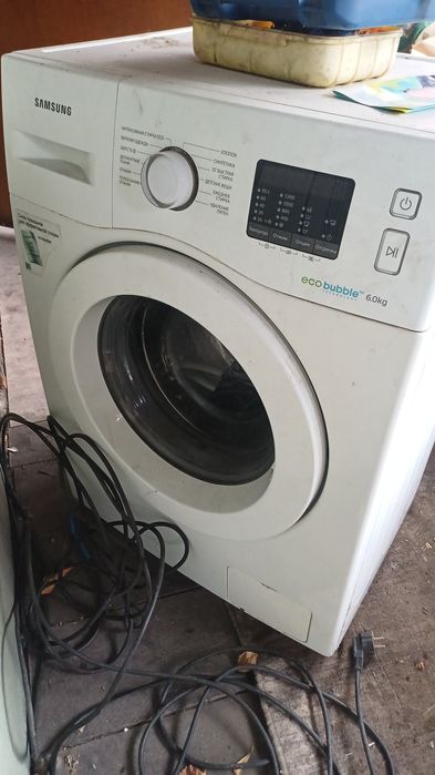 Продам стиральную машинку автомат