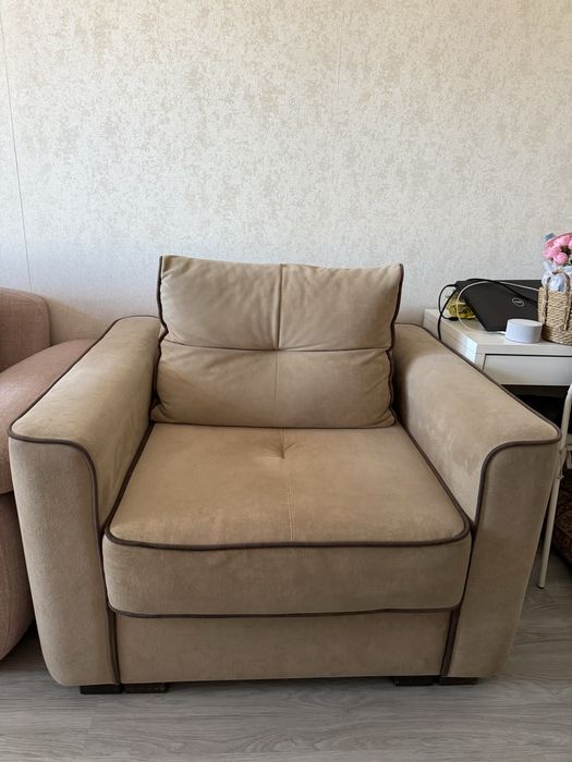 Продам кресло-кровать. Срочно, цена договорная