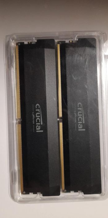 Memorii RAM crucial ddr5 pro 2x16gb