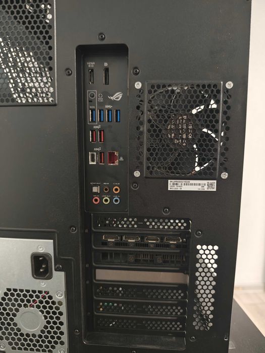 PC Gaming ASUS - Ryzen 7 3700X, RTX 2070 SUPER, 32GB RAM