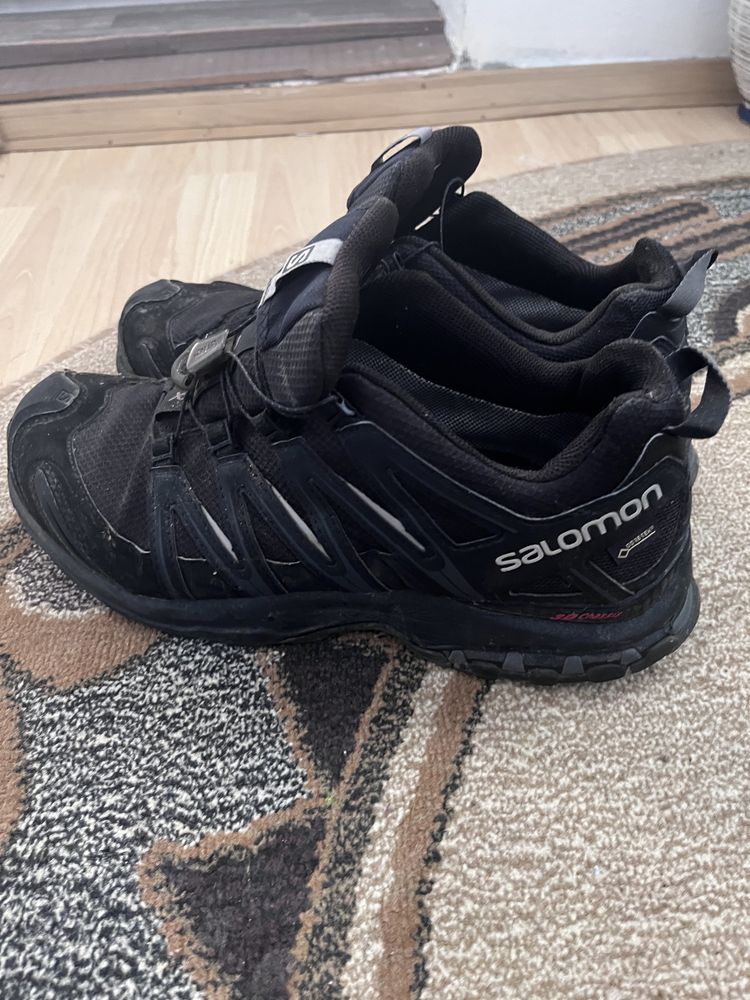 Salomon goretex marimea 44/1/2