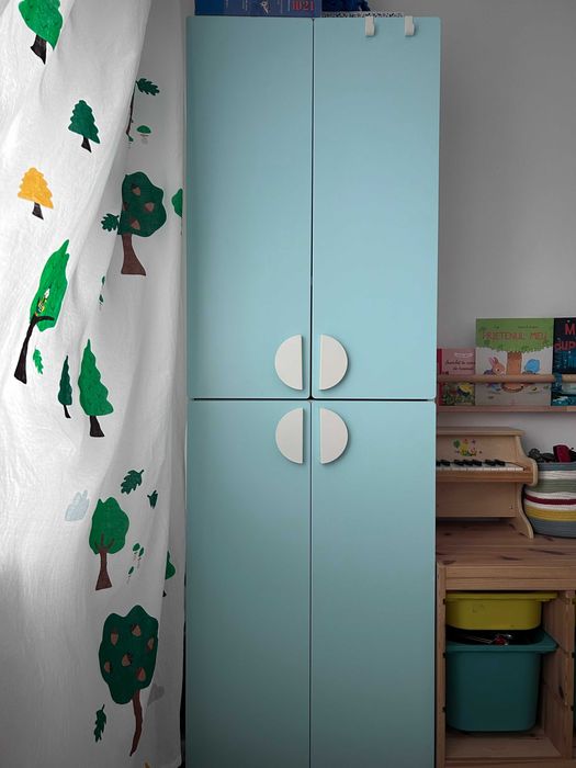 Dulap pentru haine de copii