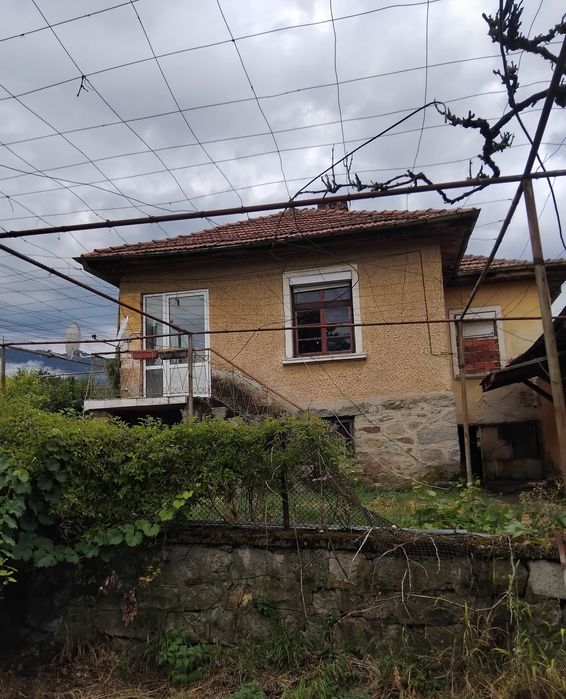 Продава се Къща в с. Жиленци, Област Кюстендил - 172 кв.м за 320 €/кв.м - Снимка #2