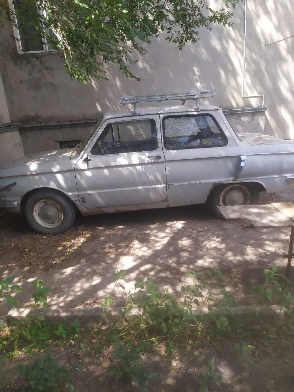 Автомобиль "Запорожец"