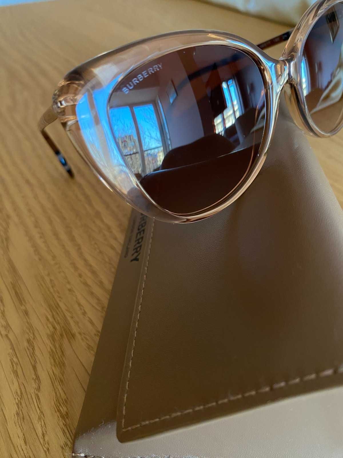 Оригинални слънчеви очила Burberry