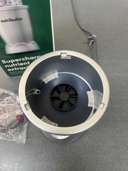Блендер Nutribullet Pro NB904S, 900 W, 0.7 литра