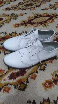 Pantofi albi piele naturala 36
