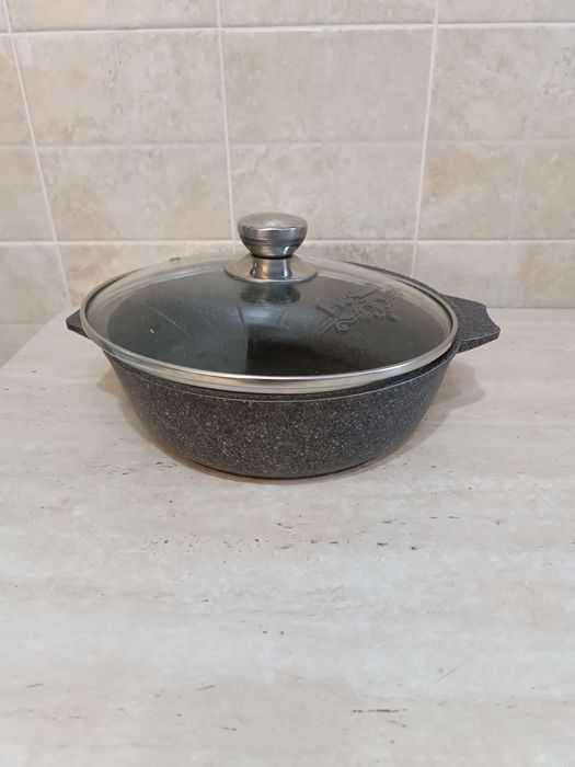 Продам жаровня марки мечта 26 см