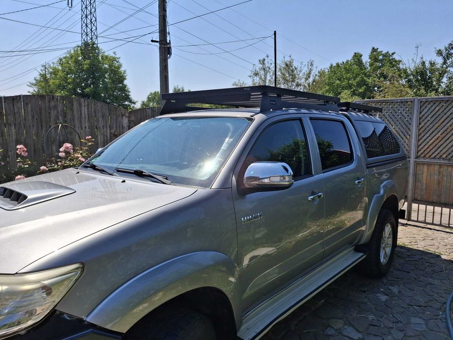 urgent Toyota hilux 2016