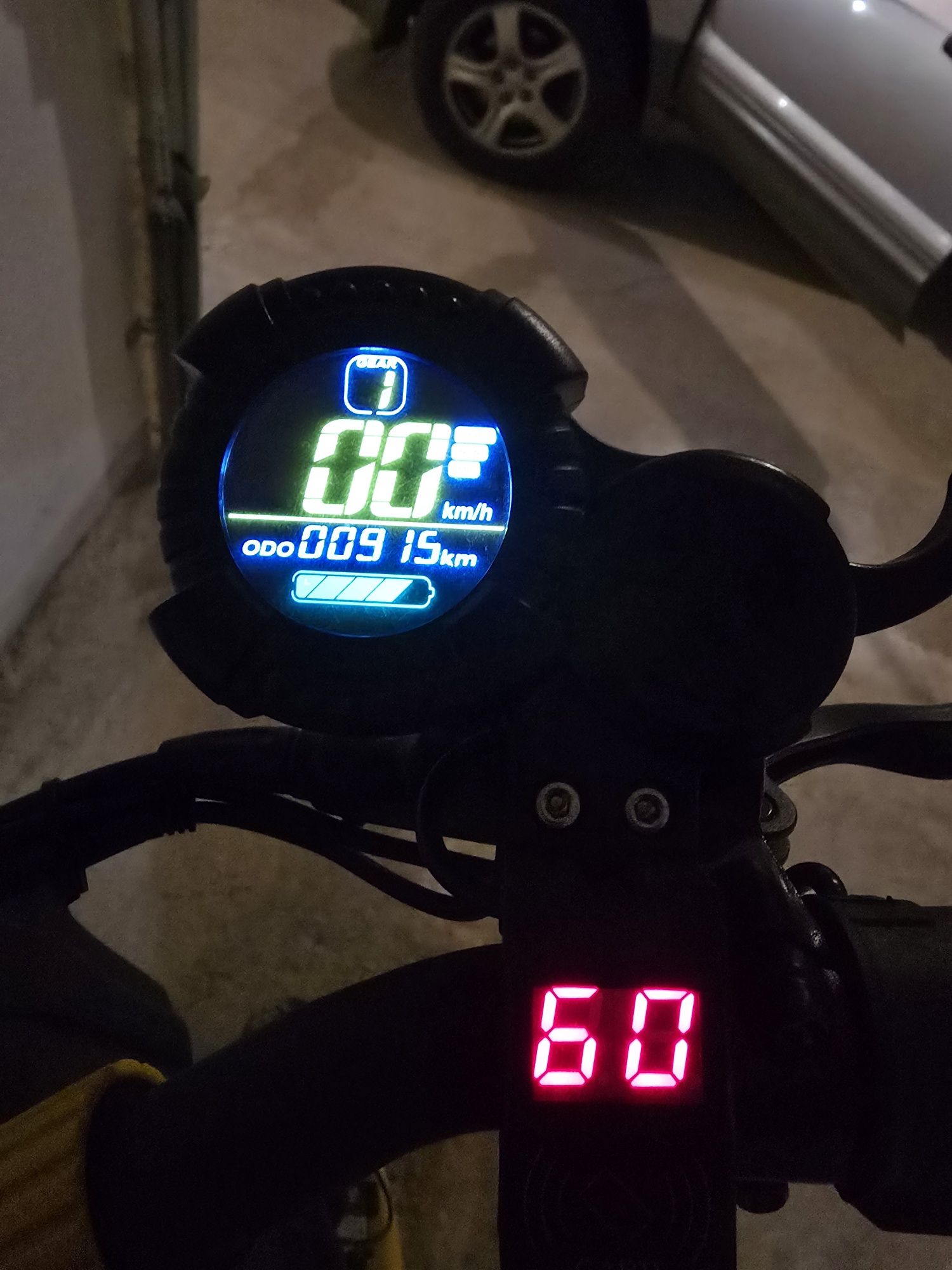 Продавам Vsett 10+