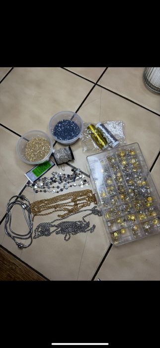 Бисер пряжа фурнитура бусины