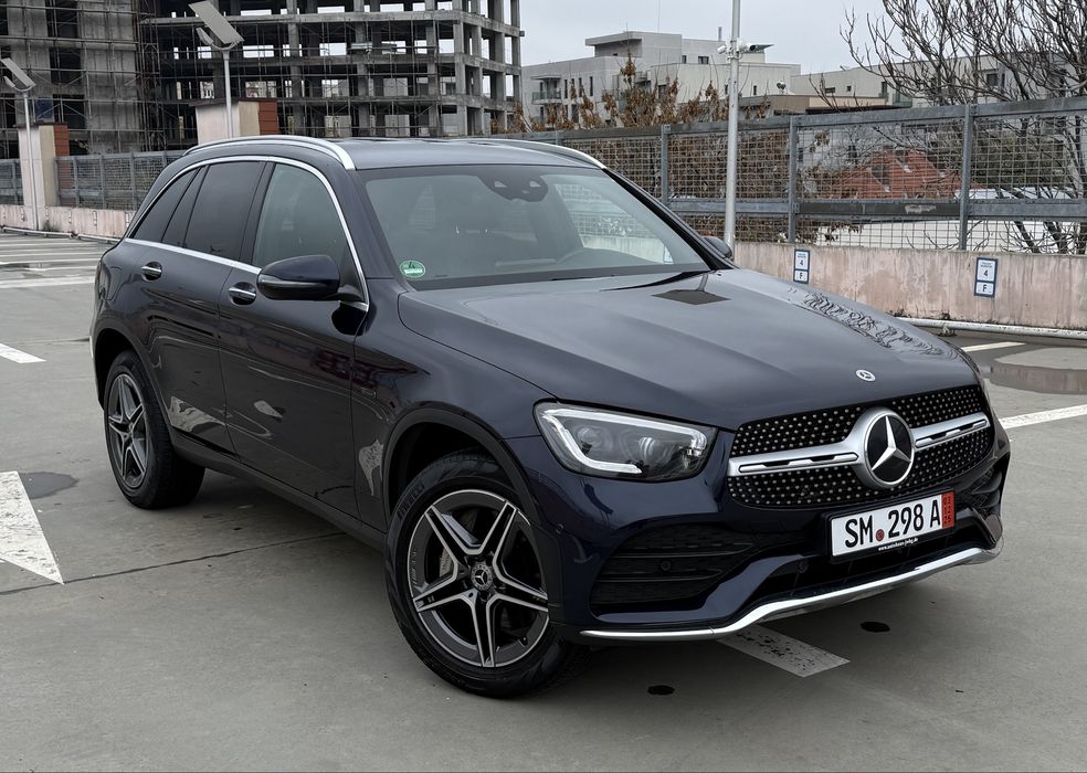 Mercedes Benz Glc 300 de 4Matic Amg line Multibeam Distronic Burmester