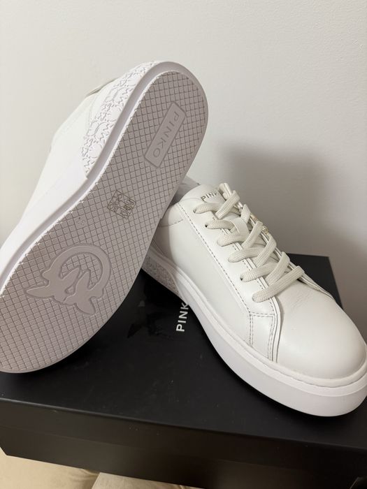 Adidas din piele Pinko