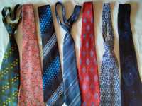 продавам неупотребявани вратовръзки всяка по 3 лв.