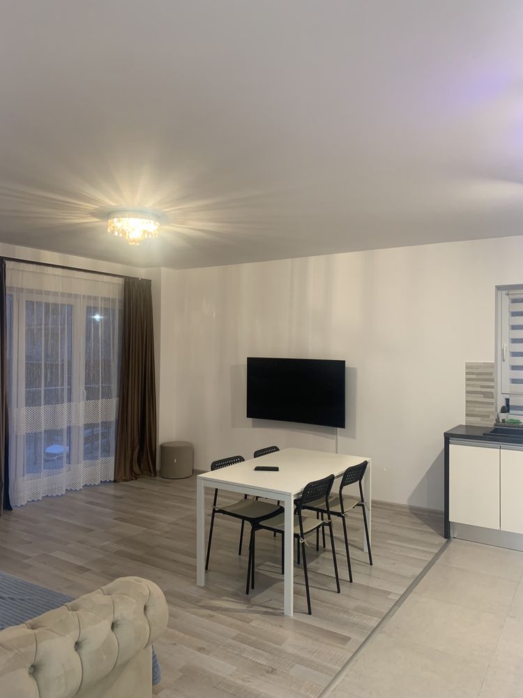 Cazare Brasov apartament 3 camere regim hotelier