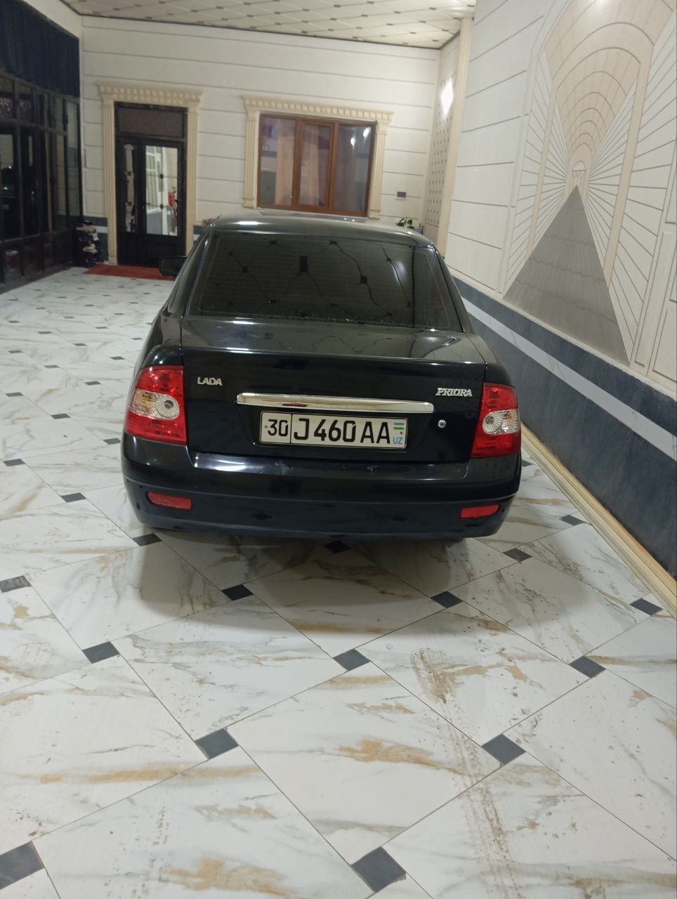 Lada priora 1.6 srochni sotiladi