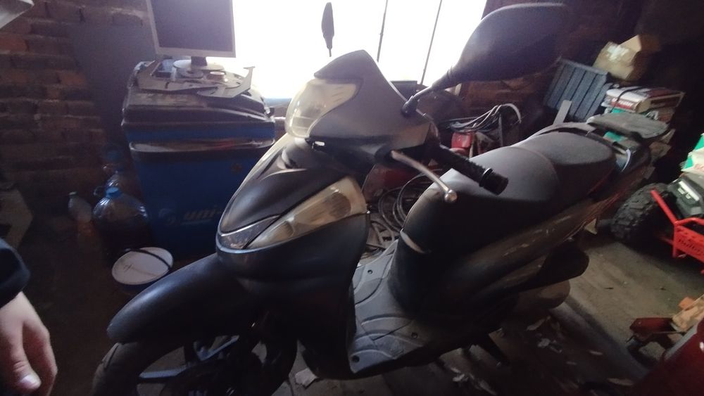 Скутер Хонда Sh300