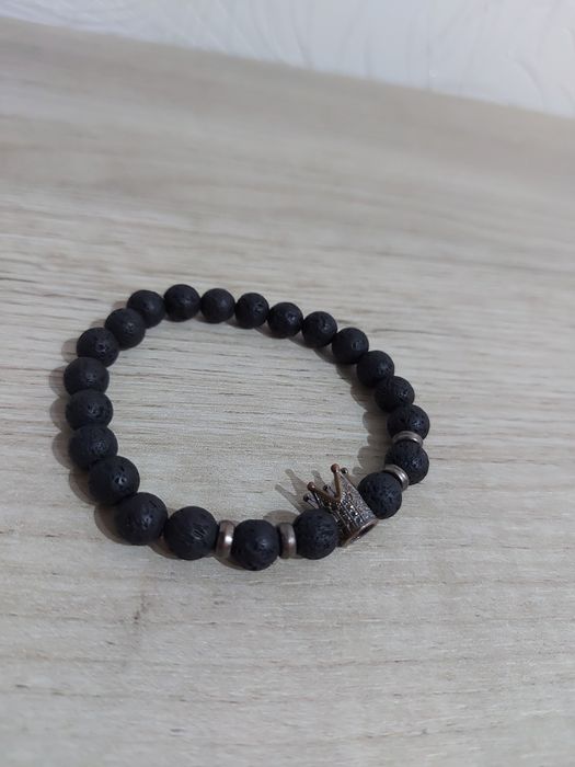 Vând brățară lava stone