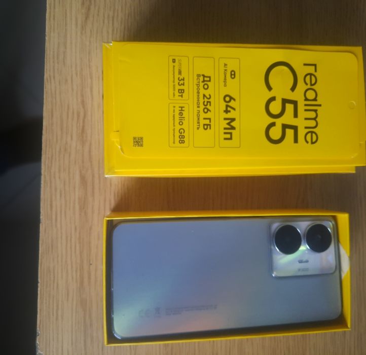 Продам смартфон с гарантией