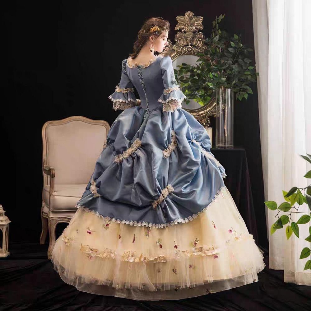 Прокат платья Rococo Medieval
