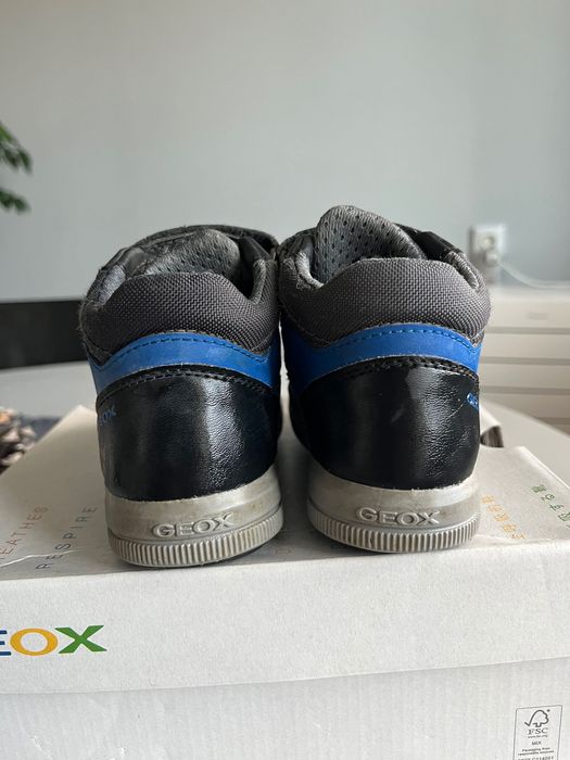 Кожени обувки GEOX