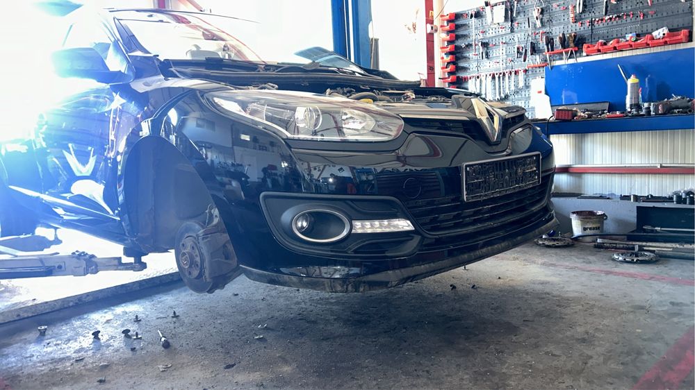 Dezmembrez piese megane 3-motor 1.2tce-H5F cu proba