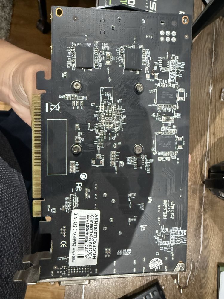 Видеокарта GeForce GTX 1050 Ti 4GB Arktek